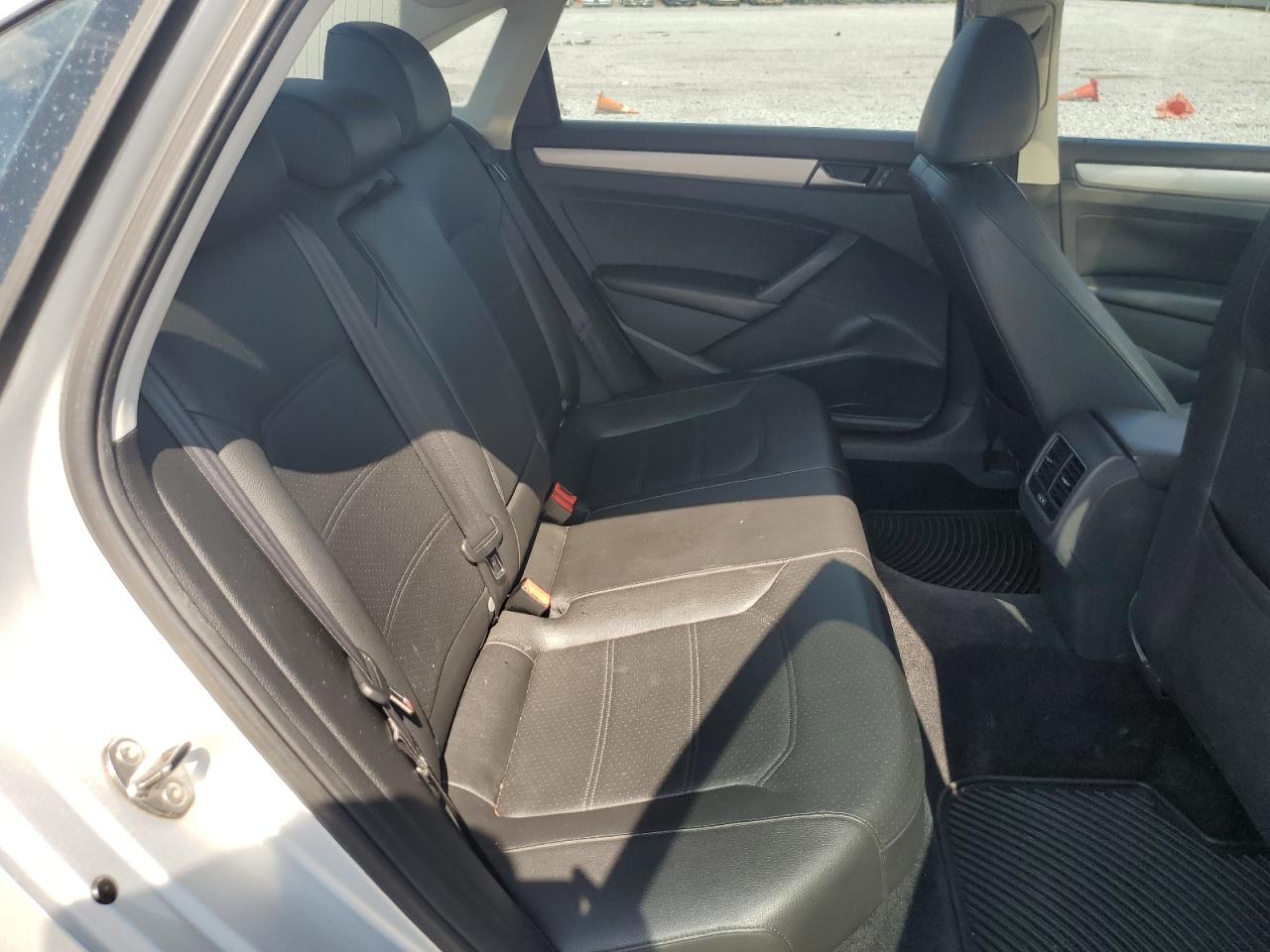 2013 Volkswagen Passat Se VIN: 1VWBH7A37DC133360 Lot: 62824445