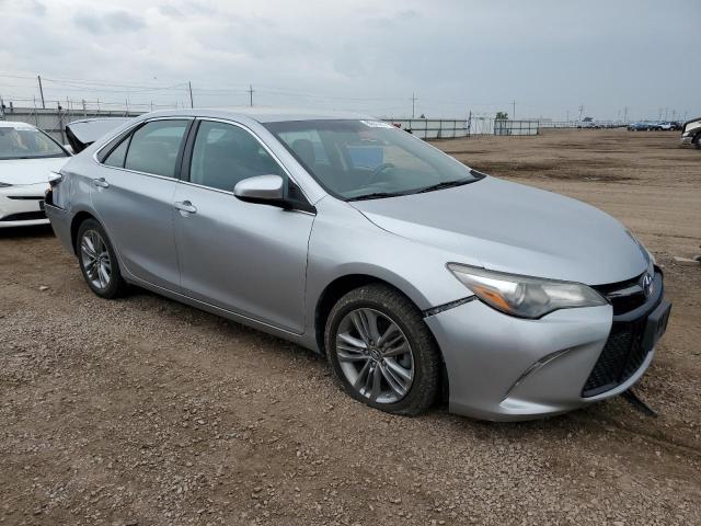 Седаны TOYOTA CAMRY 2017 Серебристый