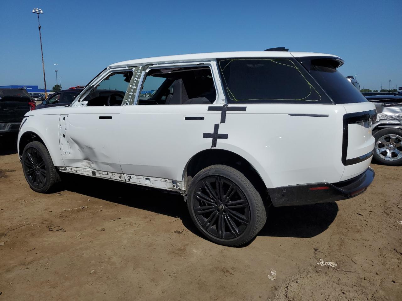 2024 Land Rover Range Rover Se white null gas SALKPBFU8RA241556 photo #3