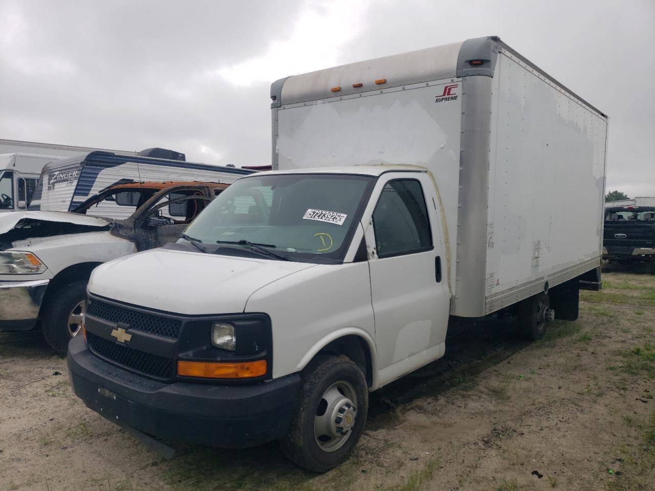 2014 Chevrolet Express G3500 for Sale in Seaford, DE - Side