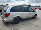 2005 Chrysler Town & Country Touring zu verkaufen in Lexington, KY - Undercarriage