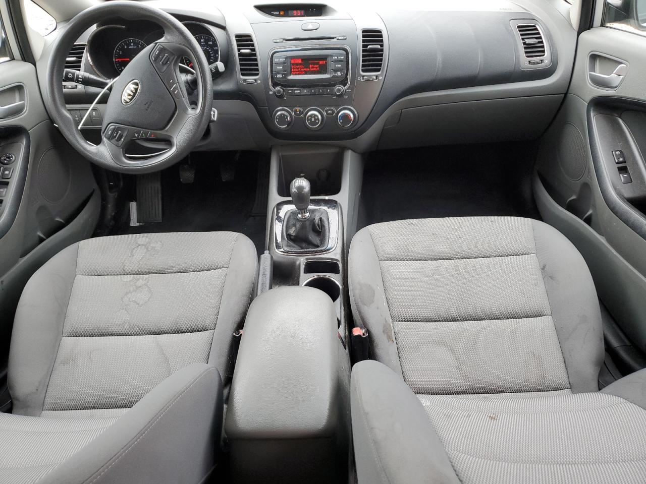 2017 Kia Forte Lx VIN: 3KPFK4A75HE058275 Lot: 61839015