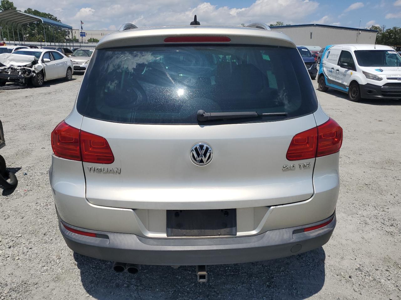 2012 Volkswagen Tiguan S VIN: WVGAV7AX5CW562631 Lot: 61626115