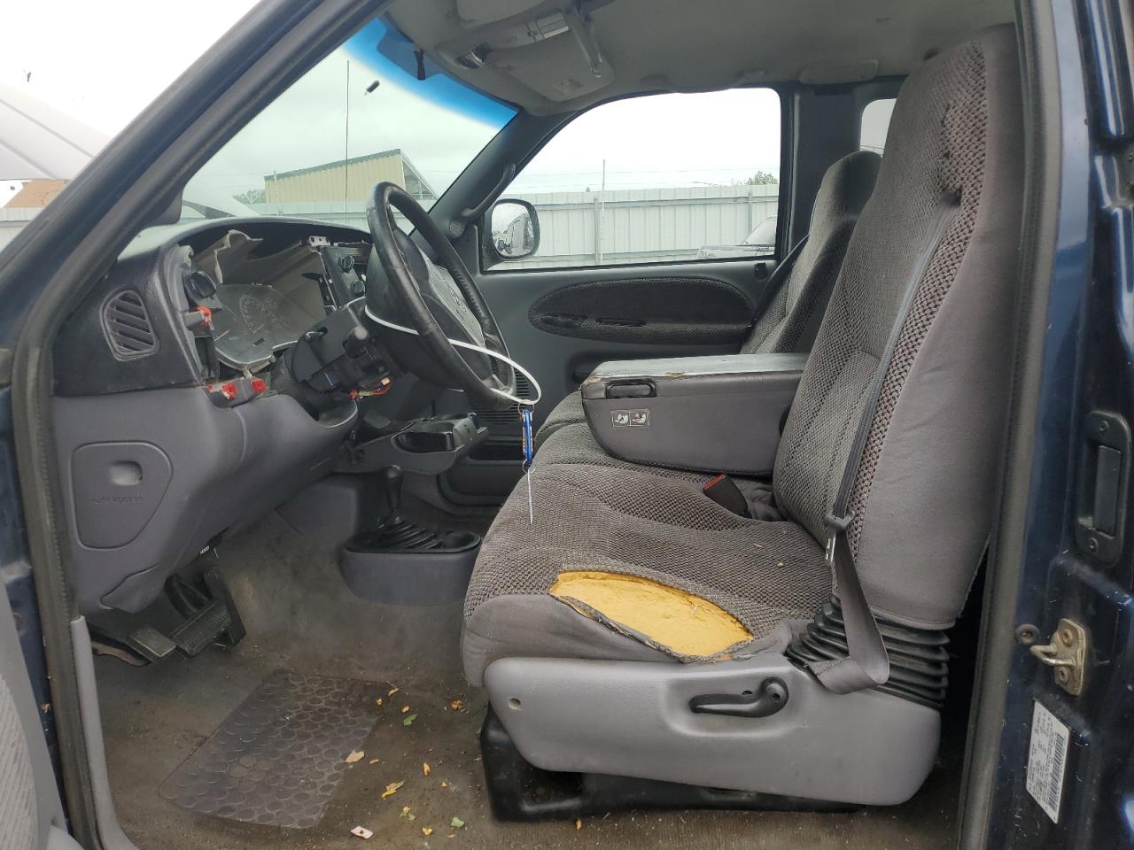 2000 Dodge Ram 1500 VIN: 3B7HF13Z9YG111512 Lot: 59499945
