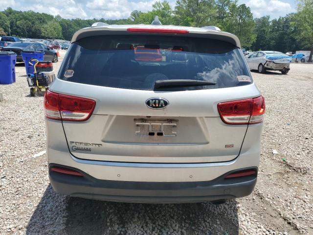  KIA SORENTO 2016 Srebrny