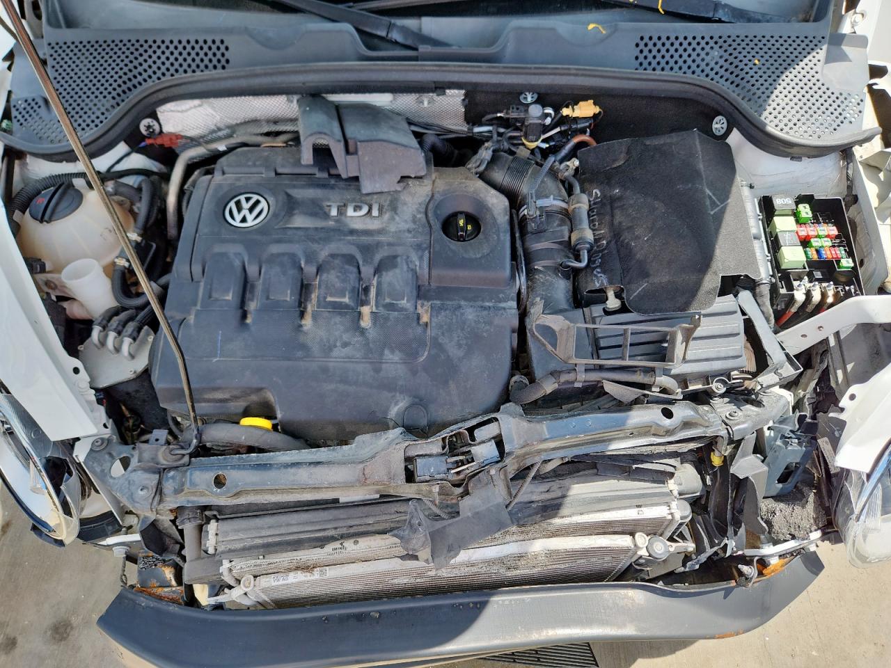 2015 Volkswagen Beetle Tdi VIN: 3VWJA7AT4FM640735 Lot: 62359635