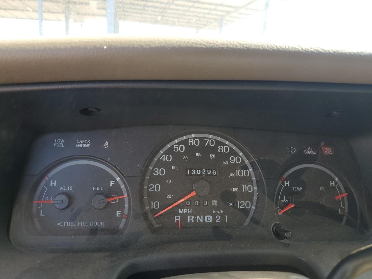 2003 Ford Crown Victoria VIN: 2FAFP73W63X150334 Lot: 62402895