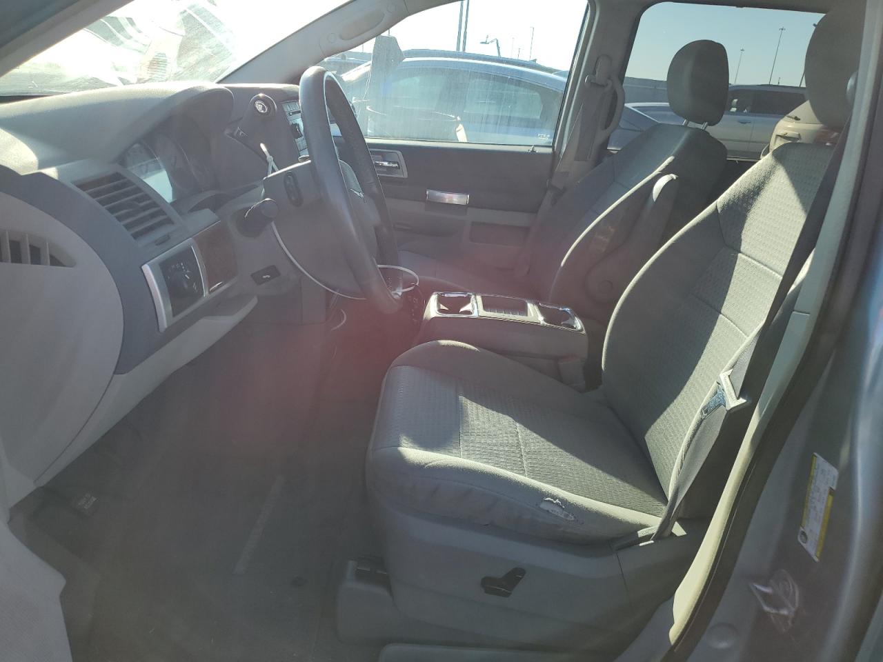 2008 Chrysler Town & Country Touring VIN: 2A8HR54P68R610685 Lot: 62477565