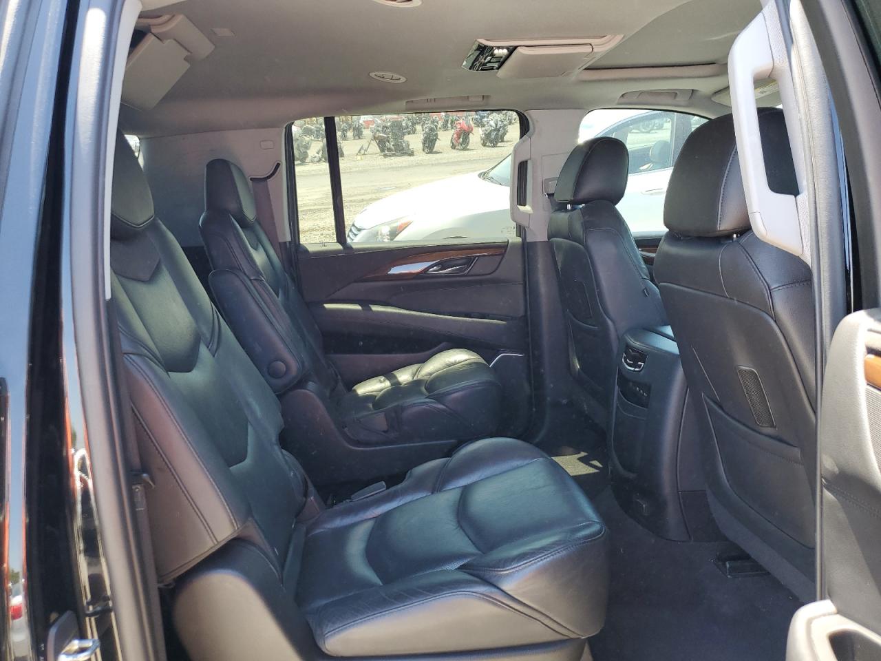 2020 Cadillac Escalade Esv Premium Luxury VIN: 1GYS4JKJXLR211242 Lot: 57892275