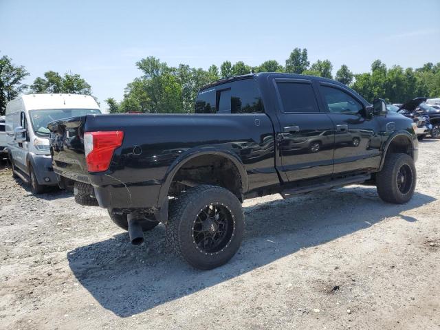  NISSAN TITAN 2018 Чорний