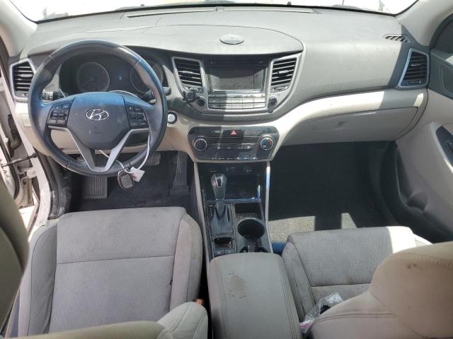  HYUNDAI TUCSON 2017 Белы
