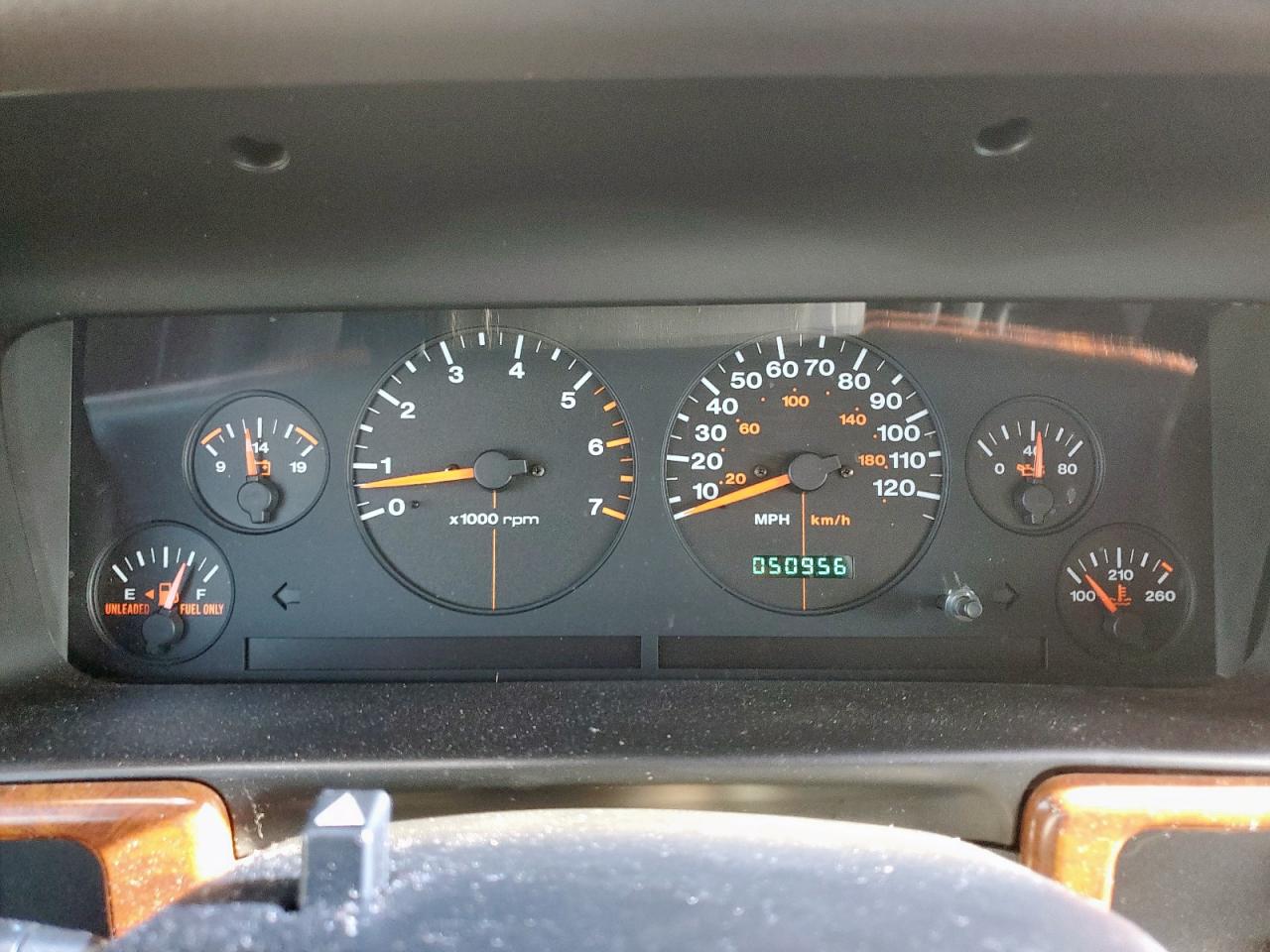 1996 Jeep Grand Cherokee Laredo VIN: 1J4FX58S6TC194152 Lot: 62114165