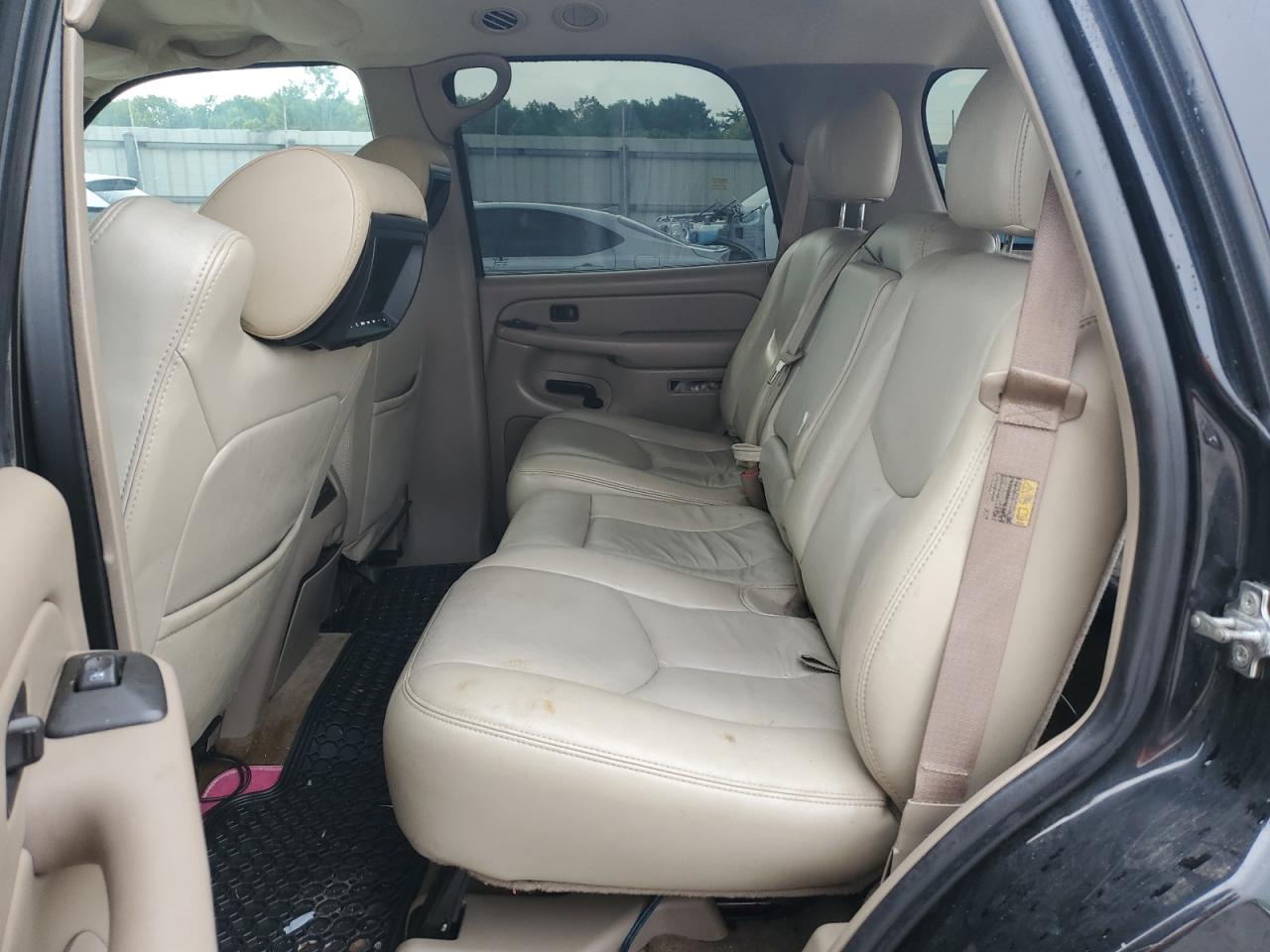 2004 Chevrolet Tahoe K1500 VIN: 1GNEK13ZX4R315428 Lot: 62396905