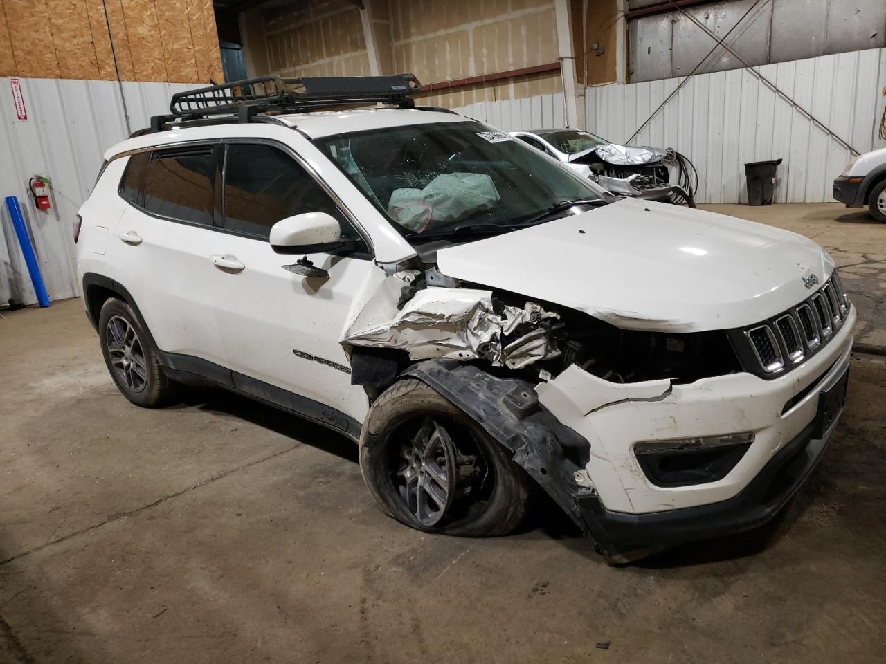 JEEP COMPASS 2018 VIN 3C4NJDBB9JT206706 photo 4