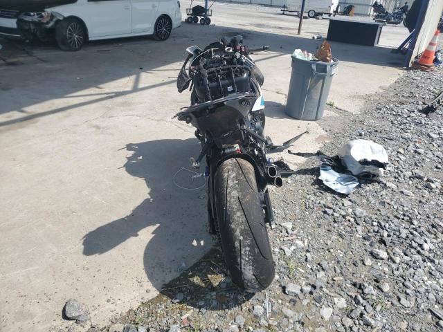  BMW S 2024 Два тона