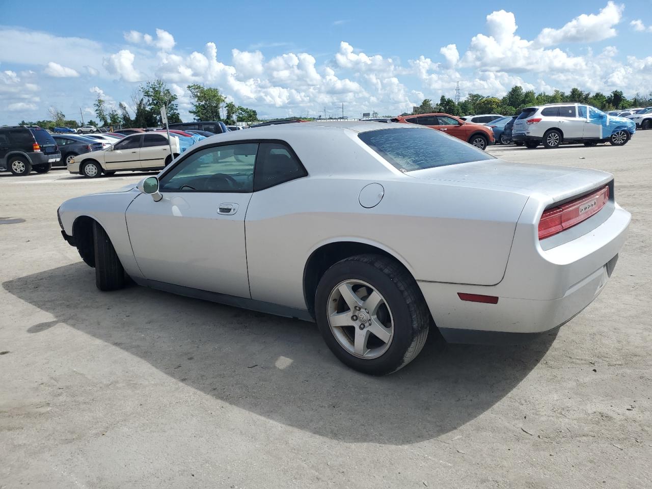 DODGE CHALLENGER 2010 VIN 2B3CJ4DVXAH112181 фото 2