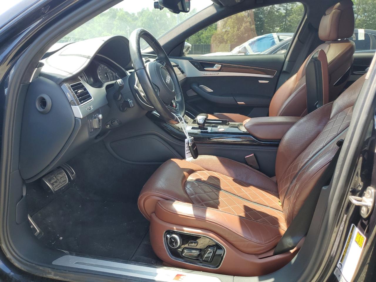 2015 Audi S8 Quattro VIN: WAUK2AFD5FN004203 Lot: 58317975