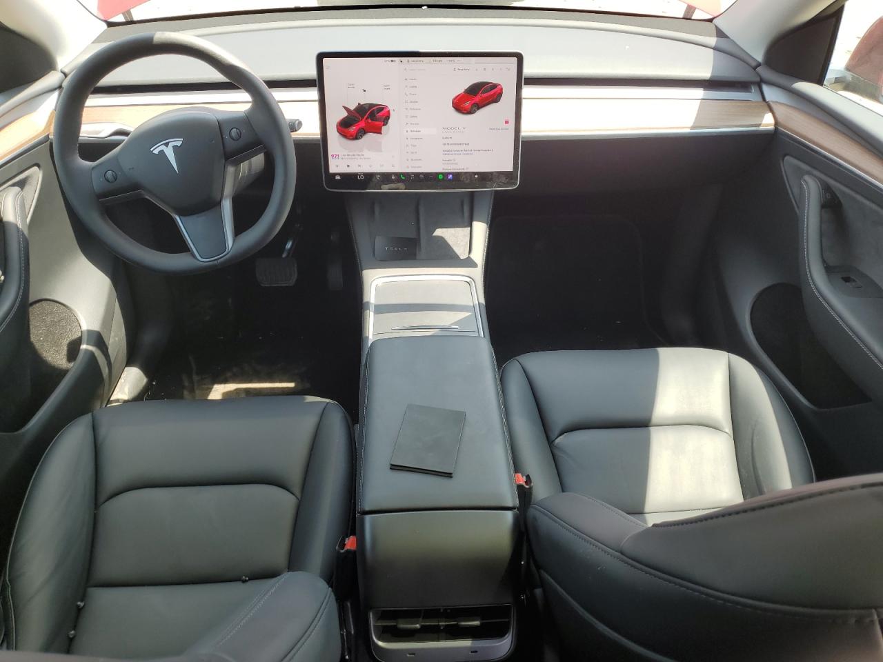 2024 Tesla Model Y VIN: 7SAYGDED6RF211660 Lot: 62097325