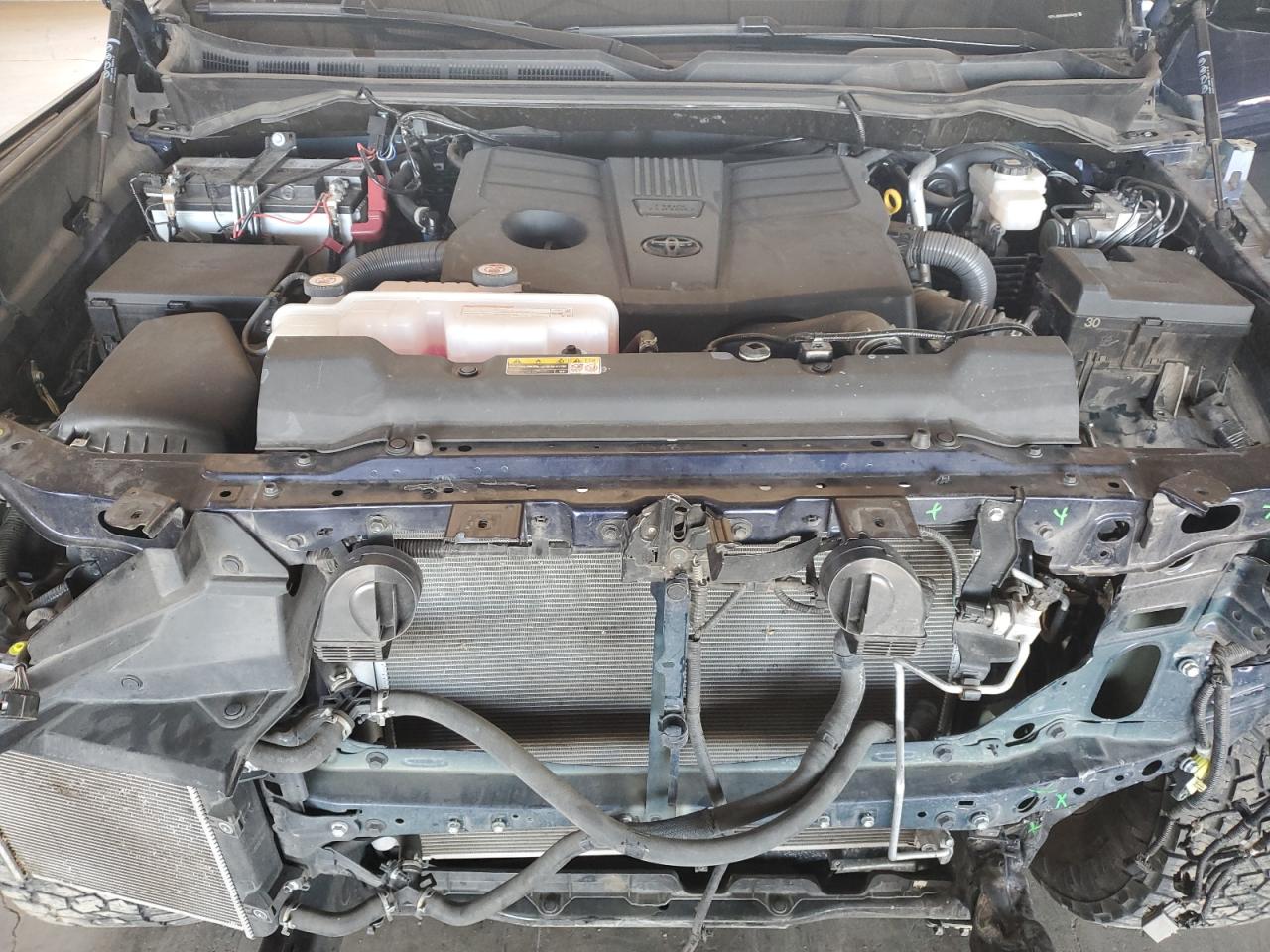 2022 Toyota Tundra Crewmax Sr VIN: 5TFLA5DB3NX028618 Lot: 61807005