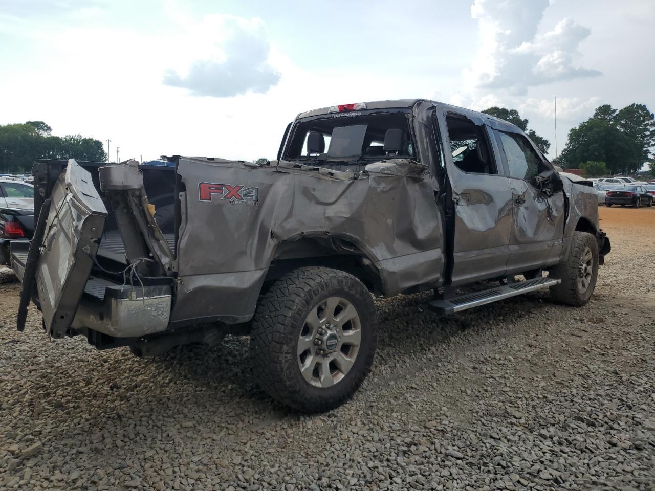 FORD F250 2018 VIN 1FT7W2BT3JEB35431 фото 3