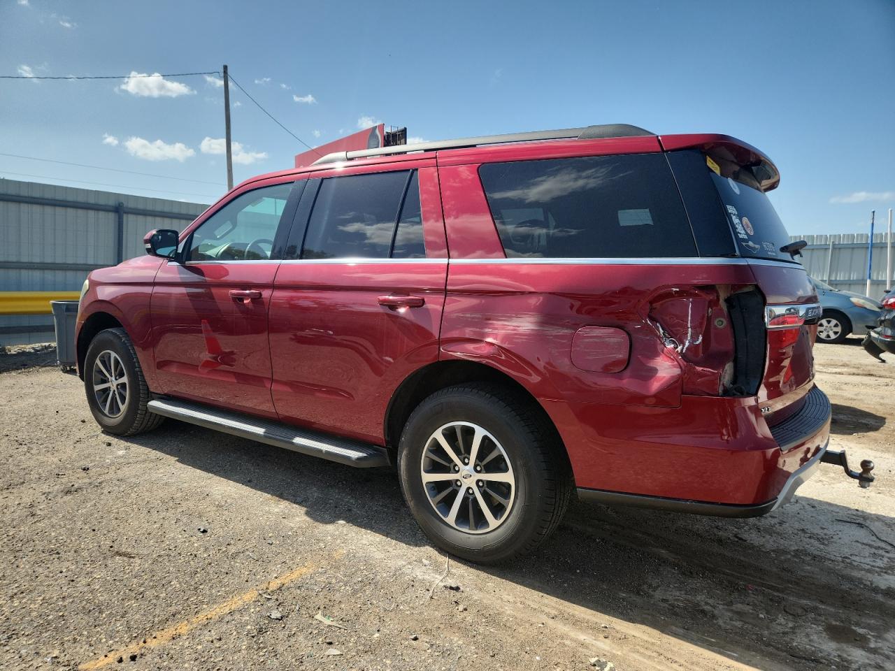 2019 Ford Expedition Xlt red null gas 1FMJU1JT3KEA83044 photo #3