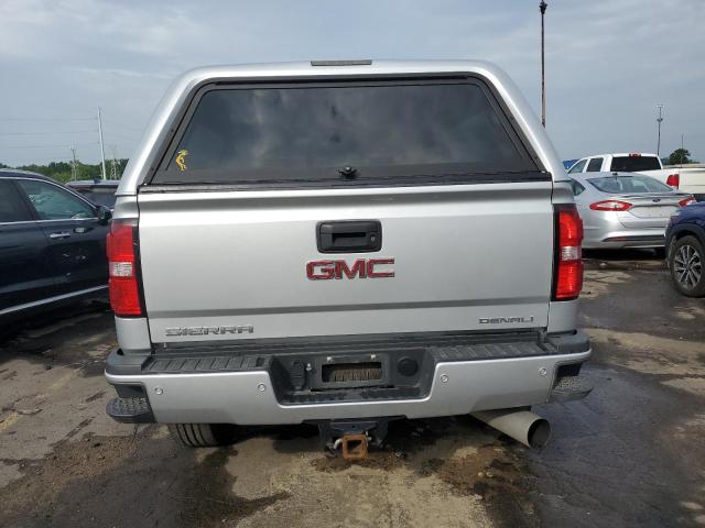  GMC SIERRA 2019 Srebrny