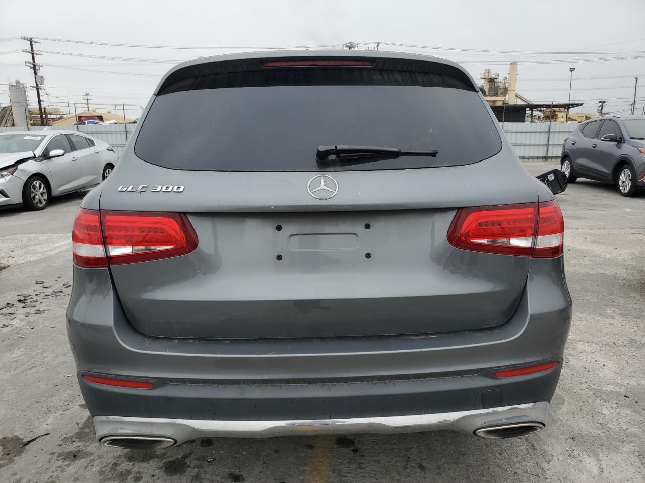 2018 Mercedes-Benz Glc 300 VIN: WDC0G4JB2JV052215 Lot: 60165605