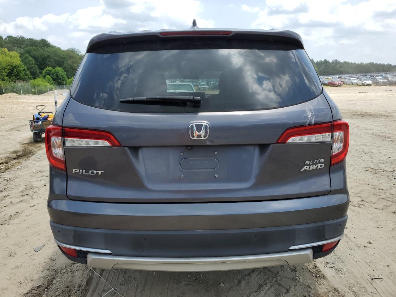 2019 Honda Pilot Elite VIN: 5FNYF6H01KB056297 Lot: 62206975