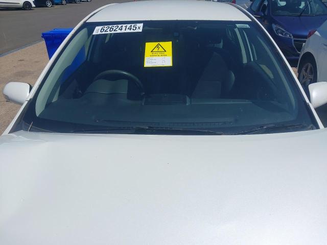 2012 TOYOTA AURIS HYBR