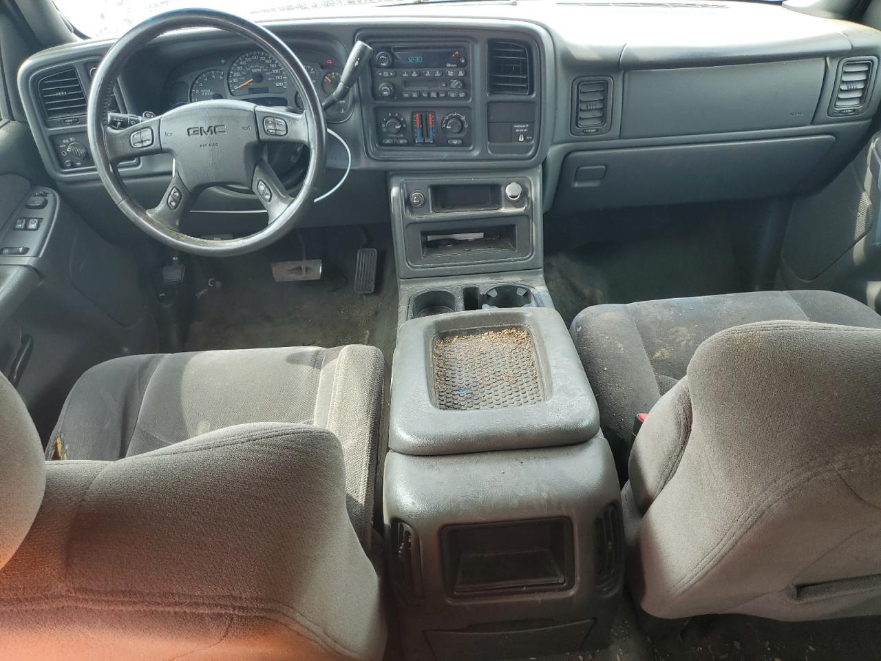 2003 GMC New Sierra K1500 VIN: 1GTEK19T83E142476 Lot: 62529595