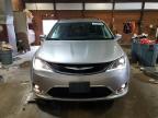 2018 Chrysler Pacifica Touring L na sprzedaż w Ebensburg, PA - Side