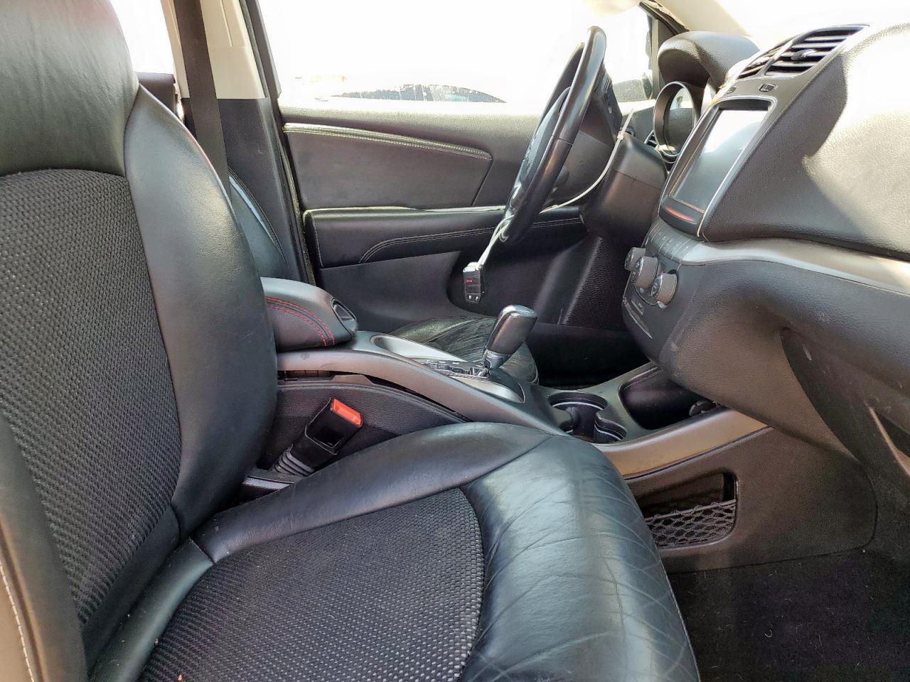 2020 Dodge Journey Crossroad VIN: 3C4PDCGB8LT263159 Lot: 61345525
