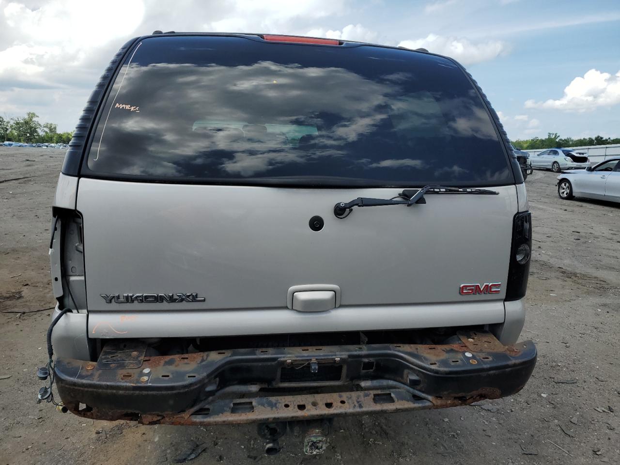 2005 GMC Yukon Xl Denali VIN: 1GKFK66U95J113369 Lot: 90782545