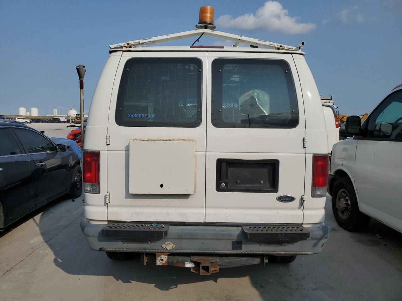 2008 Ford Econoline E350 Super Duty Van VIN: 1FTSE34L68DA26767 Lot: 49807165