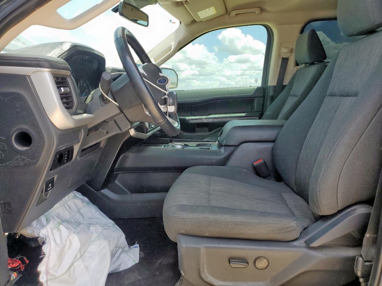 2023 Ford Expedition Xlt VIN: 1FMJU1H89PEA57427 Lot: 62325445