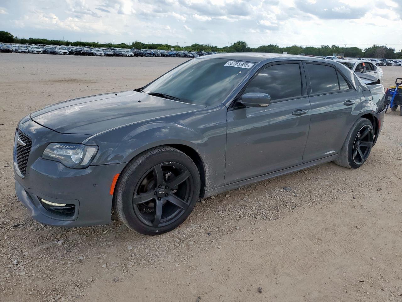 CHRYSLER 300 2018 VIN 2C3CCABG1JH232399