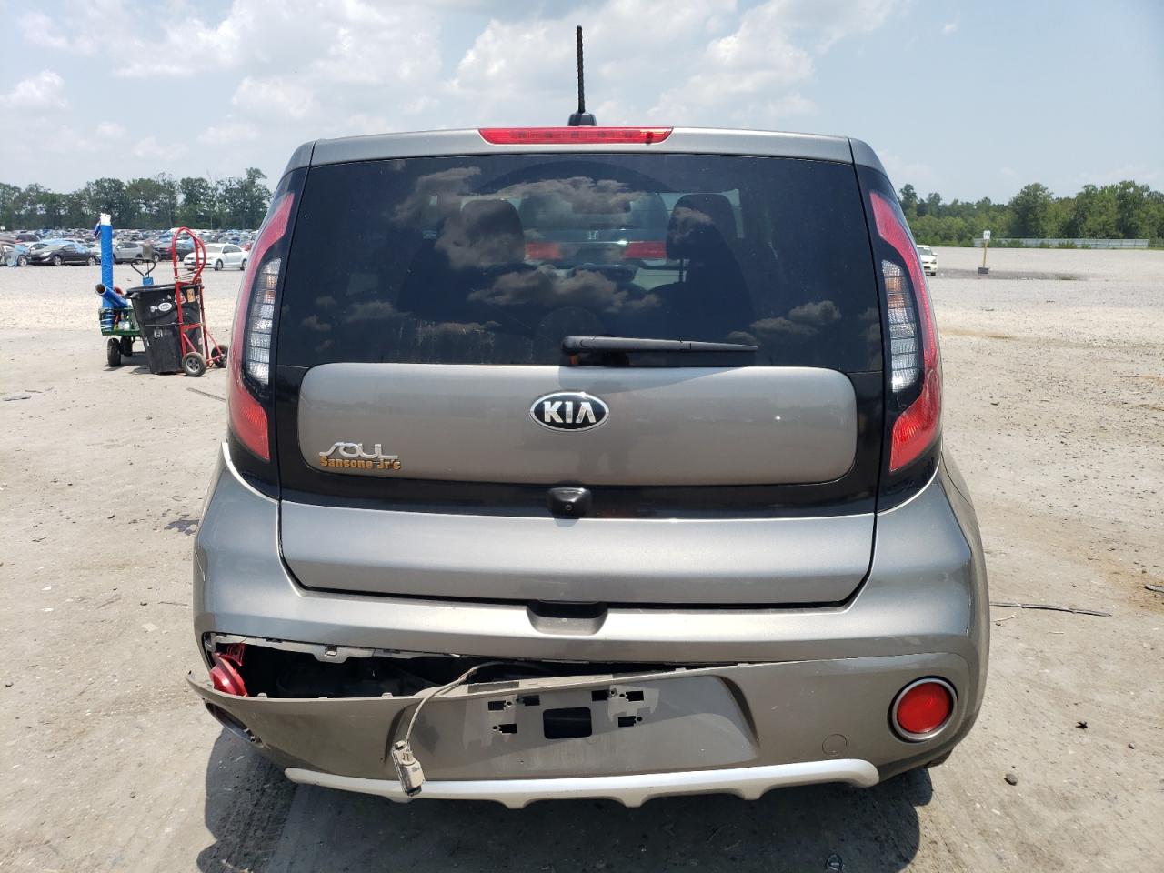 2017 Kia Soul + VIN: KNDJP3A53H7447789 Lot: 62574975