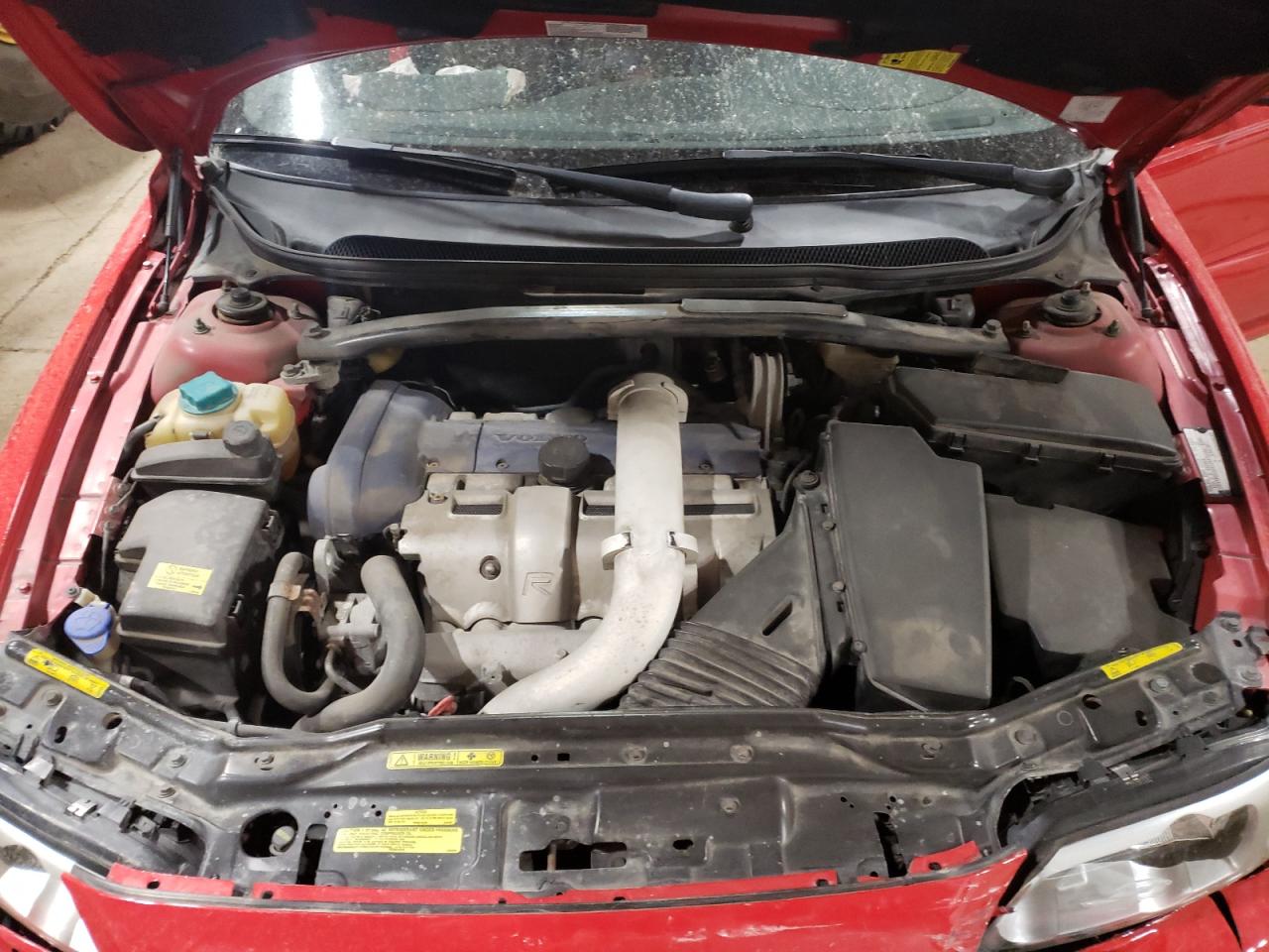 2005 Volvo S60 R VIN: YV1RH527452443460 Lot: 62702305