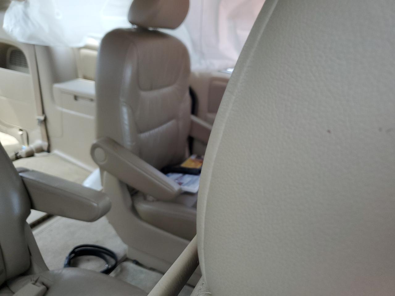 2008 Honda Odyssey Exl VIN: 5FNRL38708B010879 Lot: 63062935