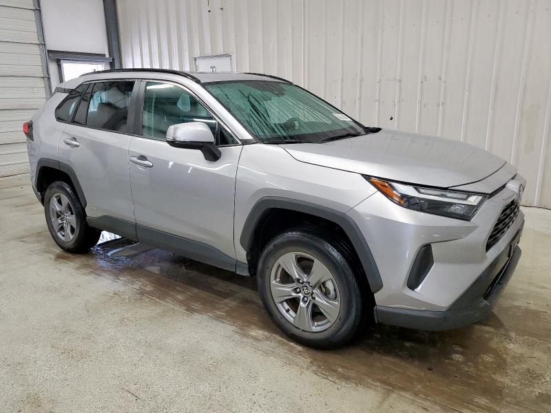  TOYOTA RAV4 2022 Srebrny