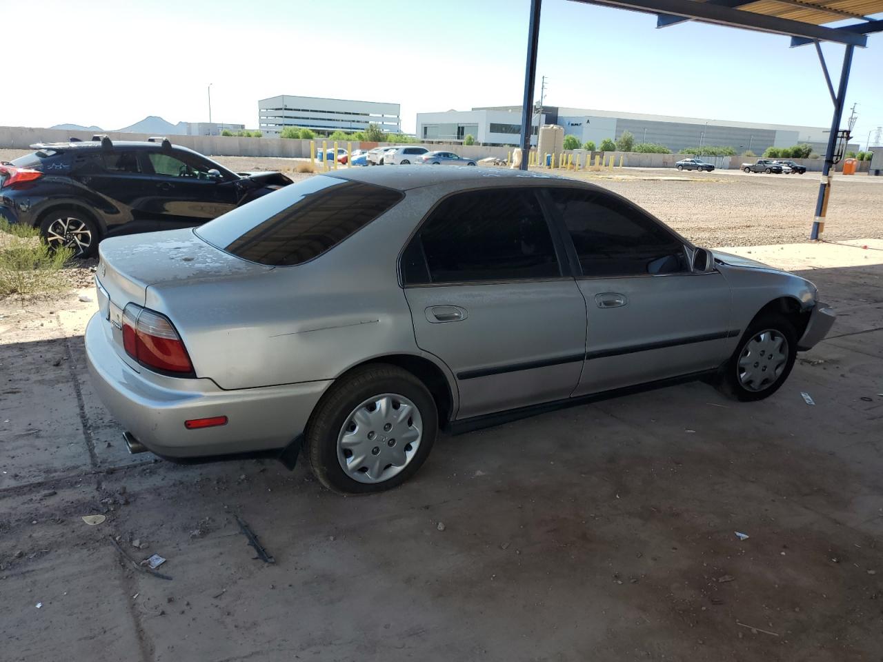 HONDA ACCORD 1997 VIN 1HGCD5537VA155097 photo 3