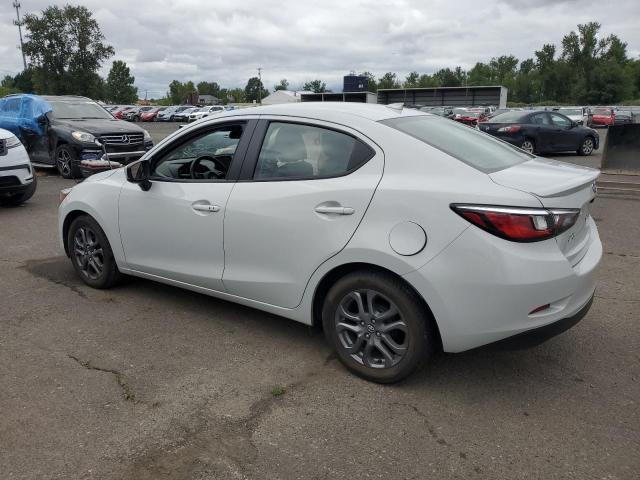  TOYOTA YARIS 2019 Biały
