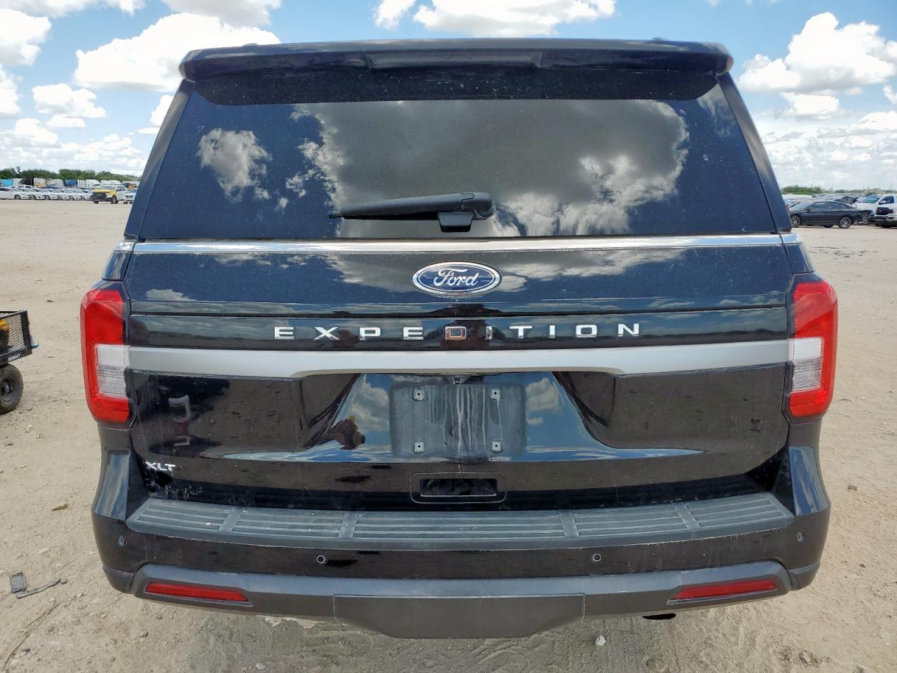 2023 Ford Expedition Xlt VIN: 1FMJU1H89PEA57427 Lot: 62325445