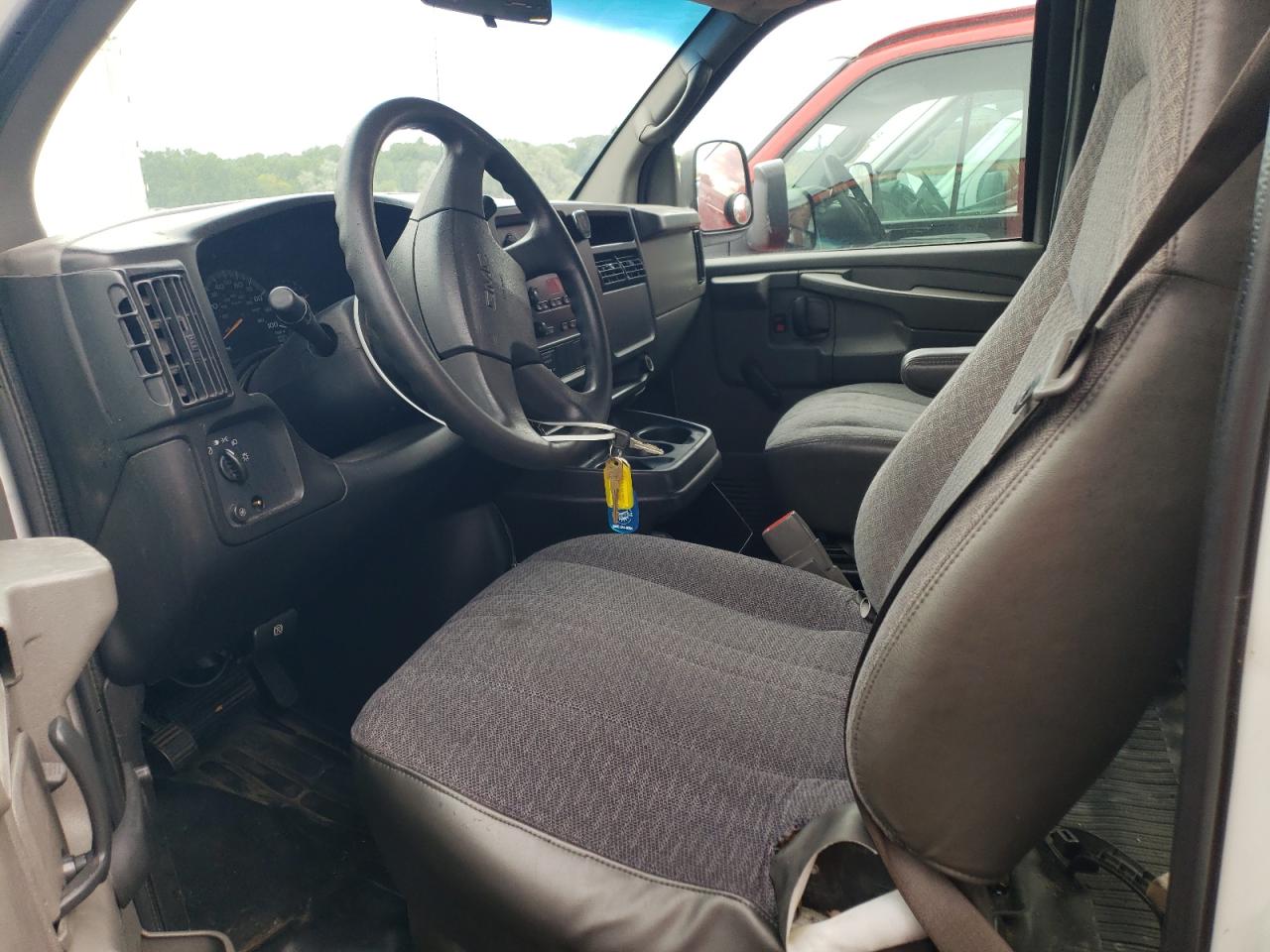 2005 GMC Savana G3500 VIN: 1GTHG35U051166872 Lot: 60316545