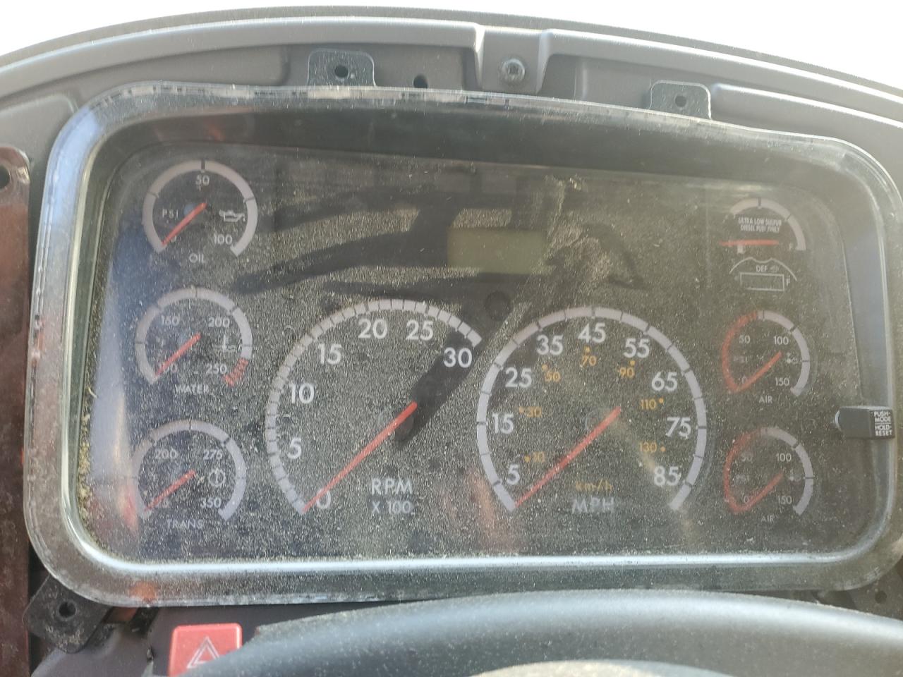 FREIGHTLINER ALL OTHER 2015 VIN 1FVHCYCY0FHGN3780 photo 9
