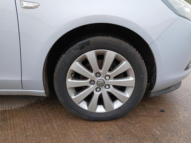 2013 VAUXHALL ZAFIRA TOU
