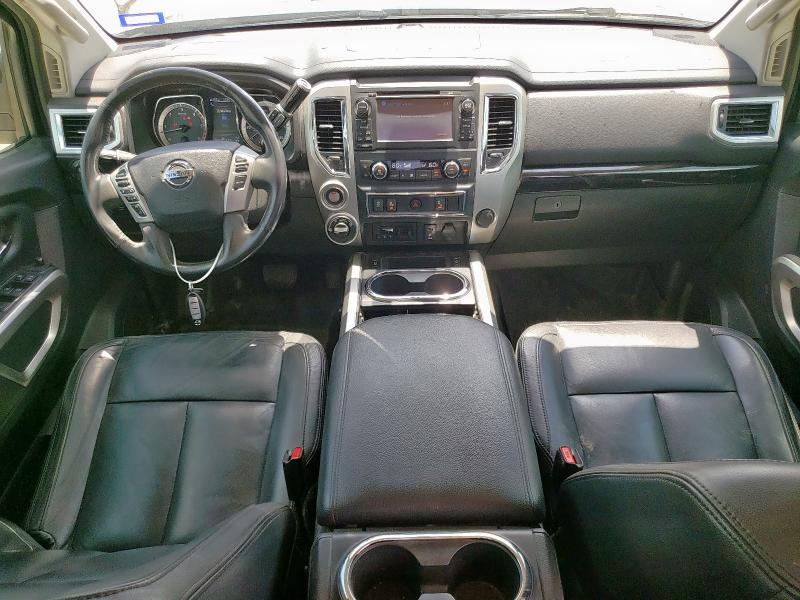  NISSAN TITAN 2017 Blue