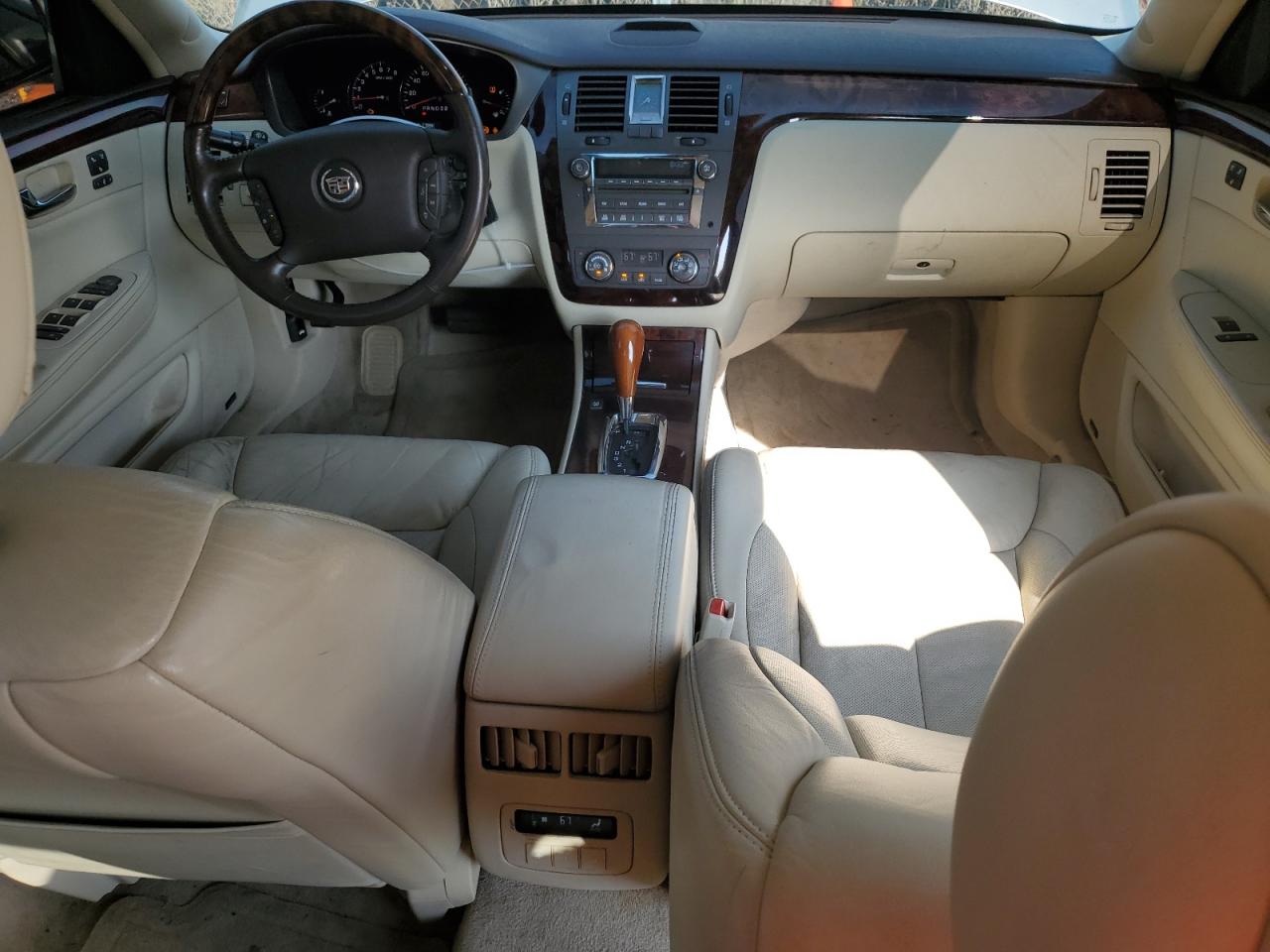2009 Cadillac Dts VIN: 1G6KD57YX9U132679 Lot: 61909755