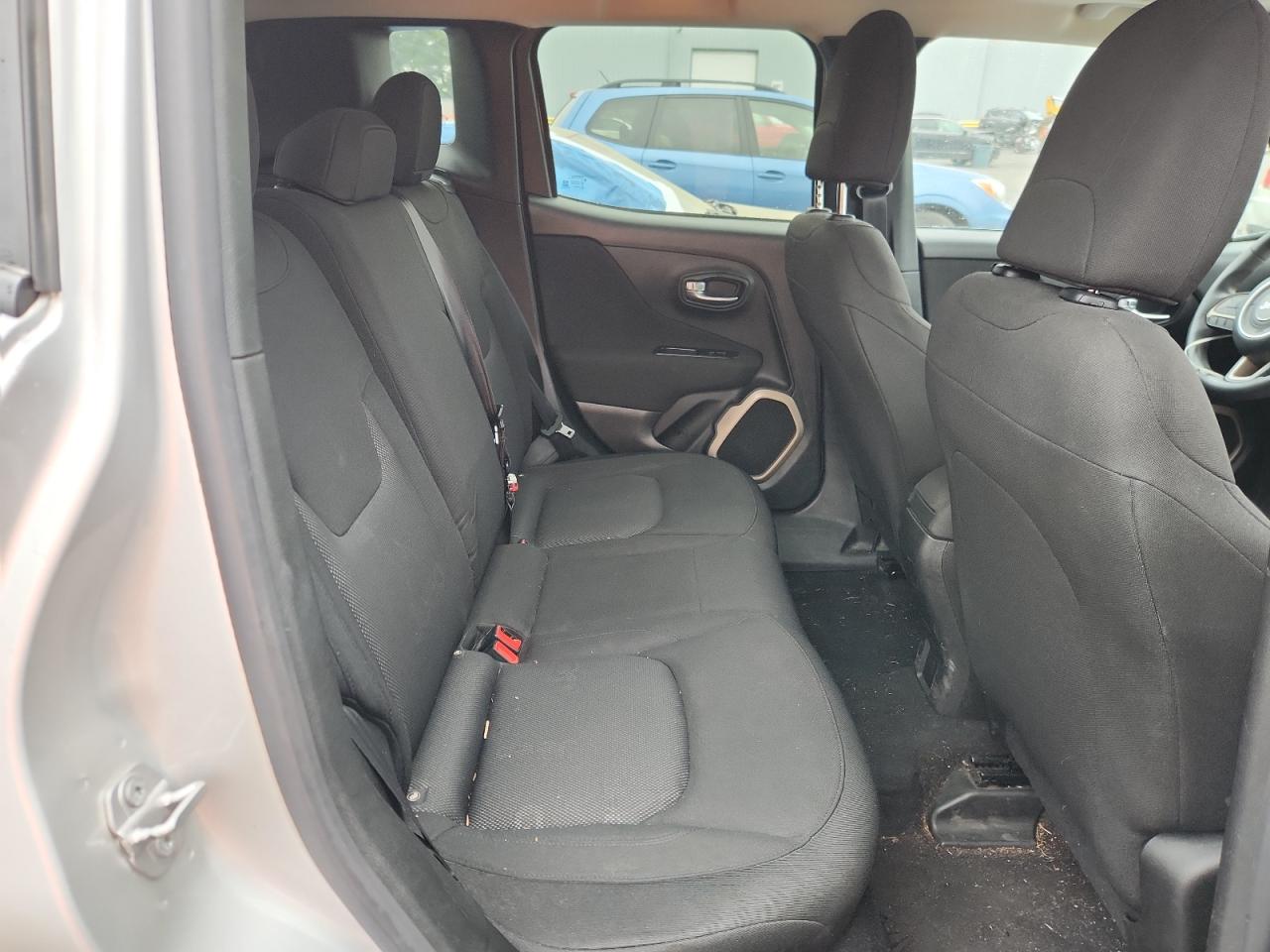 2017 Jeep Renegade Sport VIN: ZACCJBABXHPF79574 Lot: 60709275