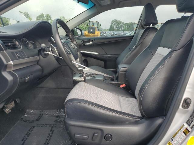  TOYOTA CAMRY 2012 Srebrny